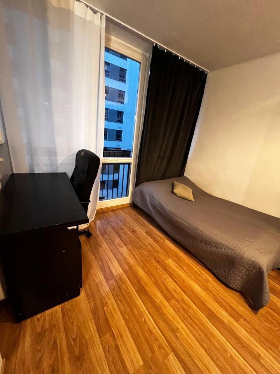 Apartament Na Near Rondo Onz In The Centrum Of Warszawa